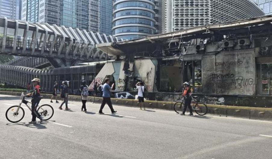 Gelombang Demonstrasi Besar Guncang Indonesia, Stabilitas Ekonomi Ikut Tertekan